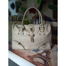 Handbag In Crocs Leather Material And Beige