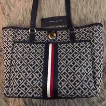 Shop the Latest Tommy Hilfiger Handbags the Philippines in