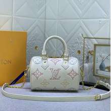 LV Louis Vuitton Philippines Speedy 25, 30, 35, 40 comparison and wh…   Cheap louis vuitton handbags, Louis vuitton handbags speedy, Louis vuitton  speedy 25 outfits